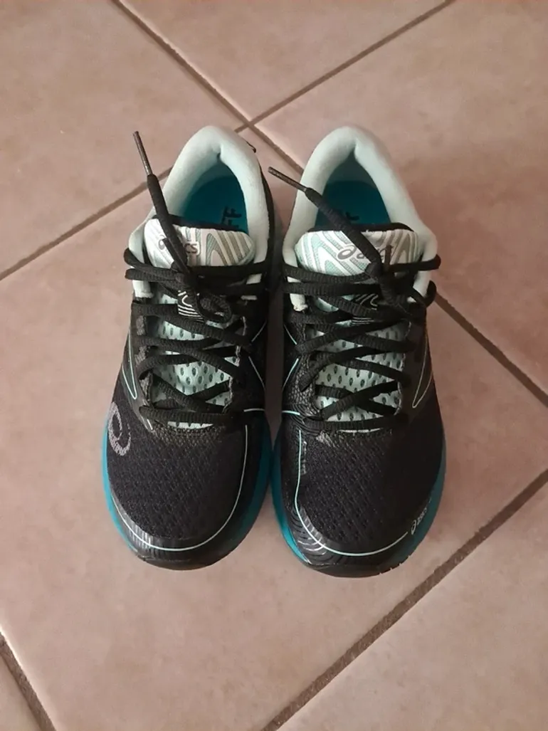 Gebrauchtes Asics Noosa FF bike — Bild 1 von 8