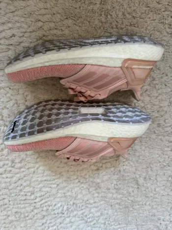 Used Adidas Ultra Boost bike — image 3 of 3