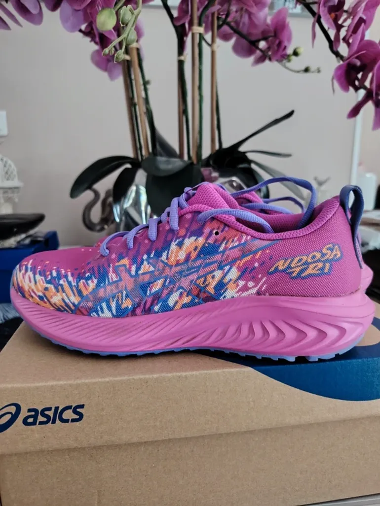 Used Asics Gel Tendance bike — image 2 of 2