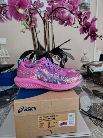 Gebrauchtes Asics Gel Tendance Running Shoes