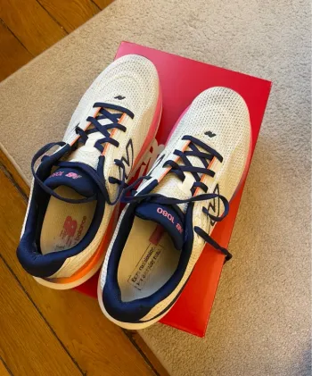 New Balance 1080 V15 bike usato — immagine 3 di 5