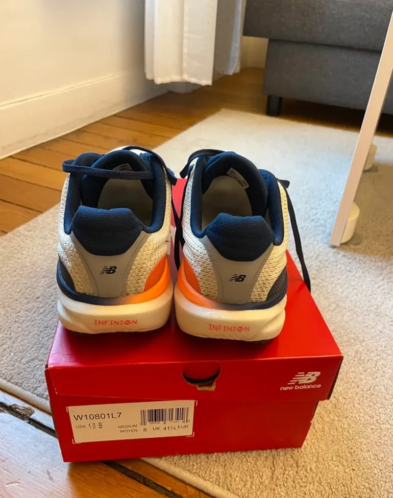 New Balance 1080 V15 bike usato — immagine 4 di 5