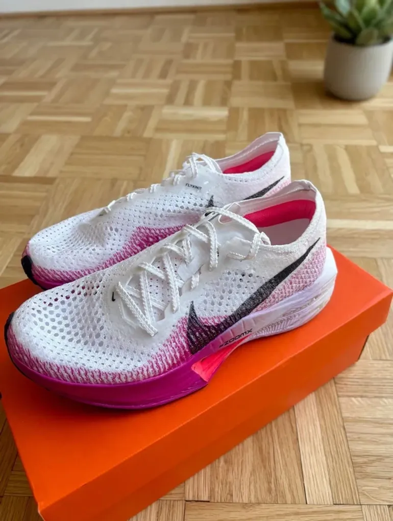 Nike ZoomX Vaporfly Next% 3 bike de segunda mano — imagen 1 de 8