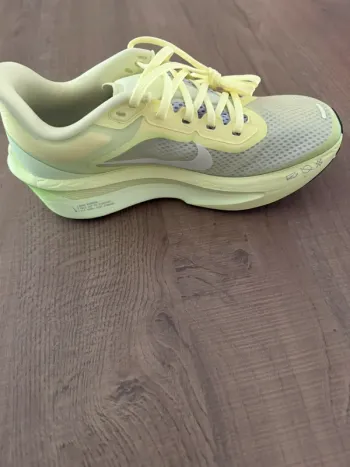 Used Nike Zoom Fly 6 PRM bike — image 5 of 7