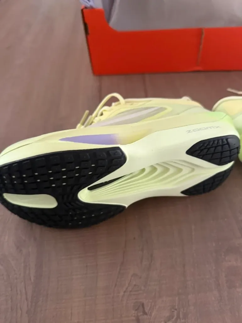 Used Nike Zoom Fly 6 PRM bike — image 3 of 7