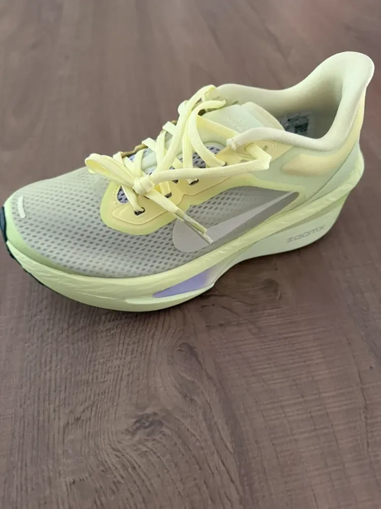 Used Nike Zoom Fly 6 PRM bike — image 4 of 7