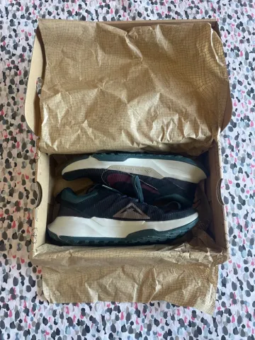 Gebrauchtes Nike Baskets de sport trail Running Shoes