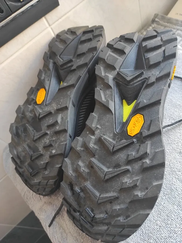 Used Hoka Skyline Float X bike — image 6 of 6
