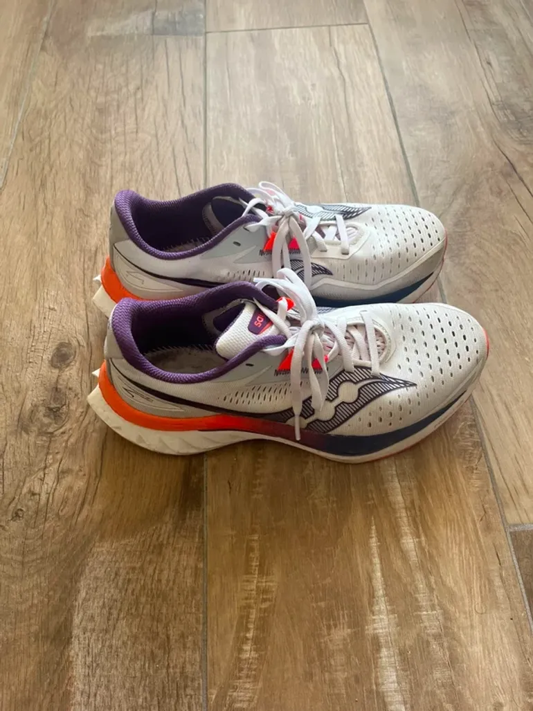 Used Saucony Endorphin Speed 3 bike — image 4 of 4