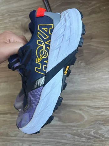 Used Hoka Speedgoat 7 bike — image 2 of 8