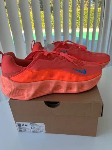 Gebrauchtes Orange Ava Rover Running Shoes
