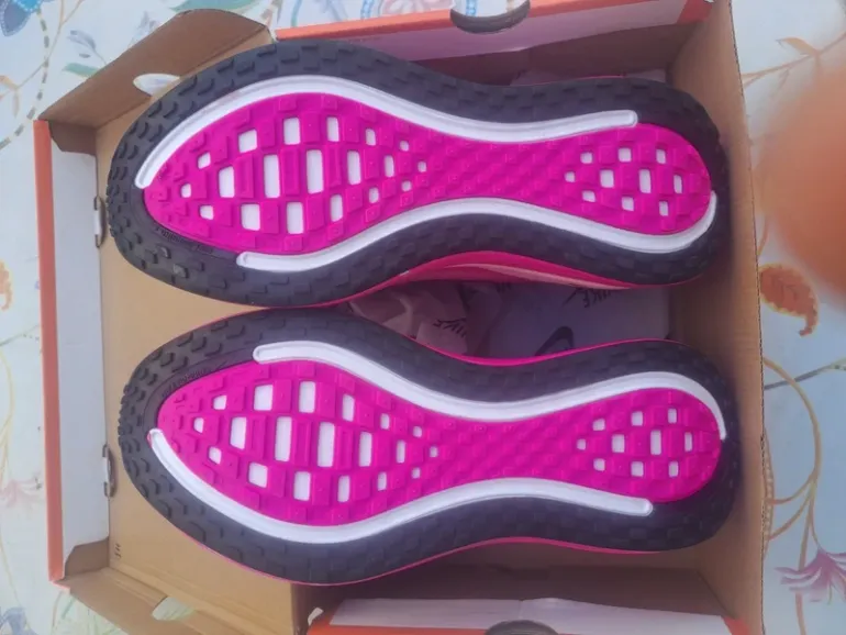 Gebrauchtes Nike Vomero Plus Run bike — Bild 9 von 9