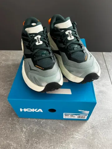 Gebrauchtes Hoka Speedgoat 7 Running Shoes