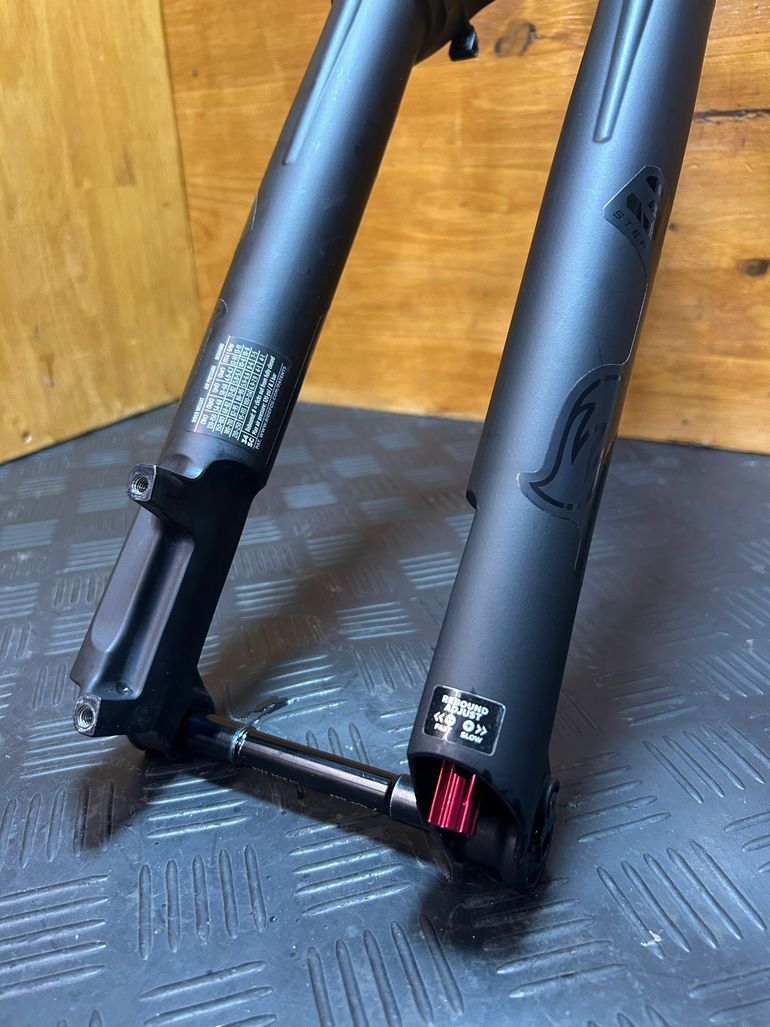 Brugt Fox 34 Factory Step Cast 2022 bike — billede 5 af 8