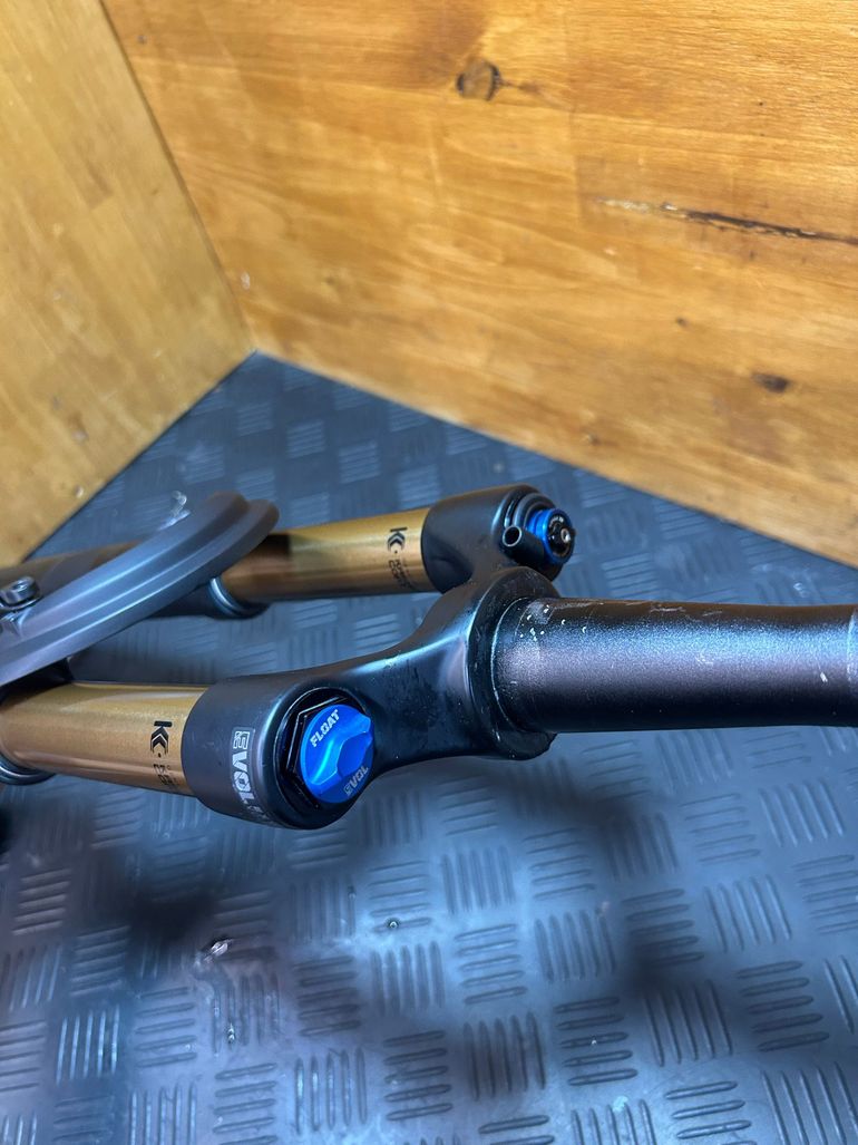 Brugt Fox 34 Factory Step Cast 2022 bike — billede 7 af 8