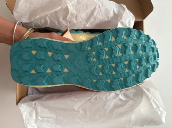 Used Asics Sport Baskets bike — image 2 of 3