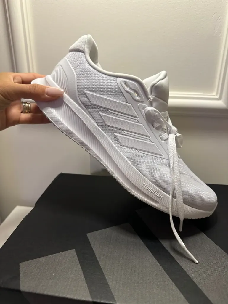 Used Adidas Runfalcon 5 bike — image 2 of 5