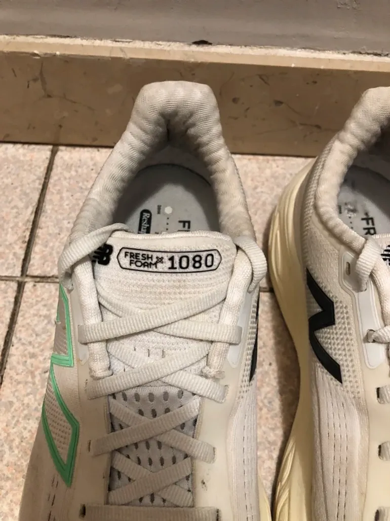 New Balance 1080 v14 bike usato — immagine 3 di 9