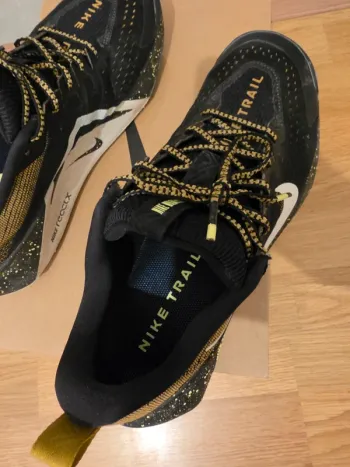 Použité Nike ReactX Wildhorse 10 bike — obrázek 3 z 12