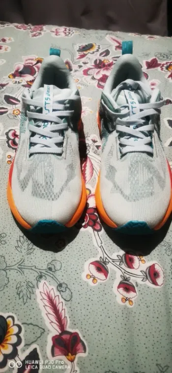 Used Asics Novablast 5 bike — image 3 of 7