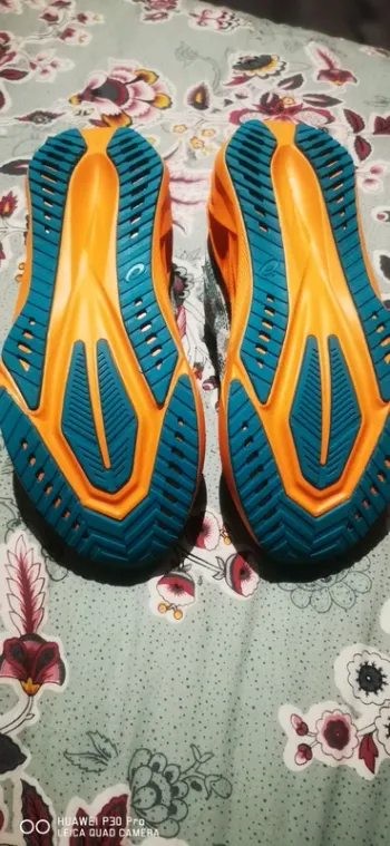 Used Asics Novablast 5 bike — image 4 of 7
