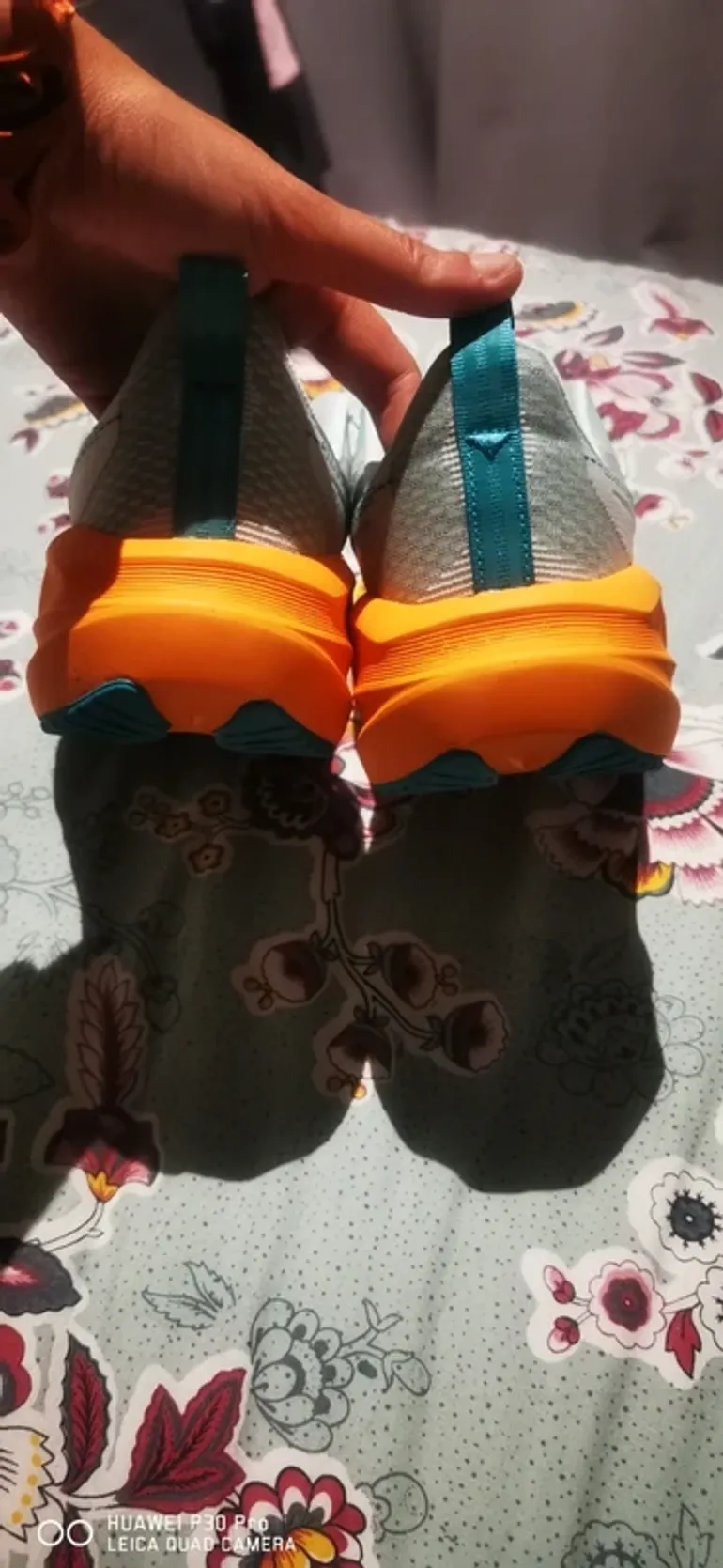 Used Asics Novablast 5 bike — image 5 of 7
