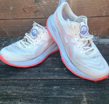 Použité Asics Gel Cumulus 27 Running Shoes