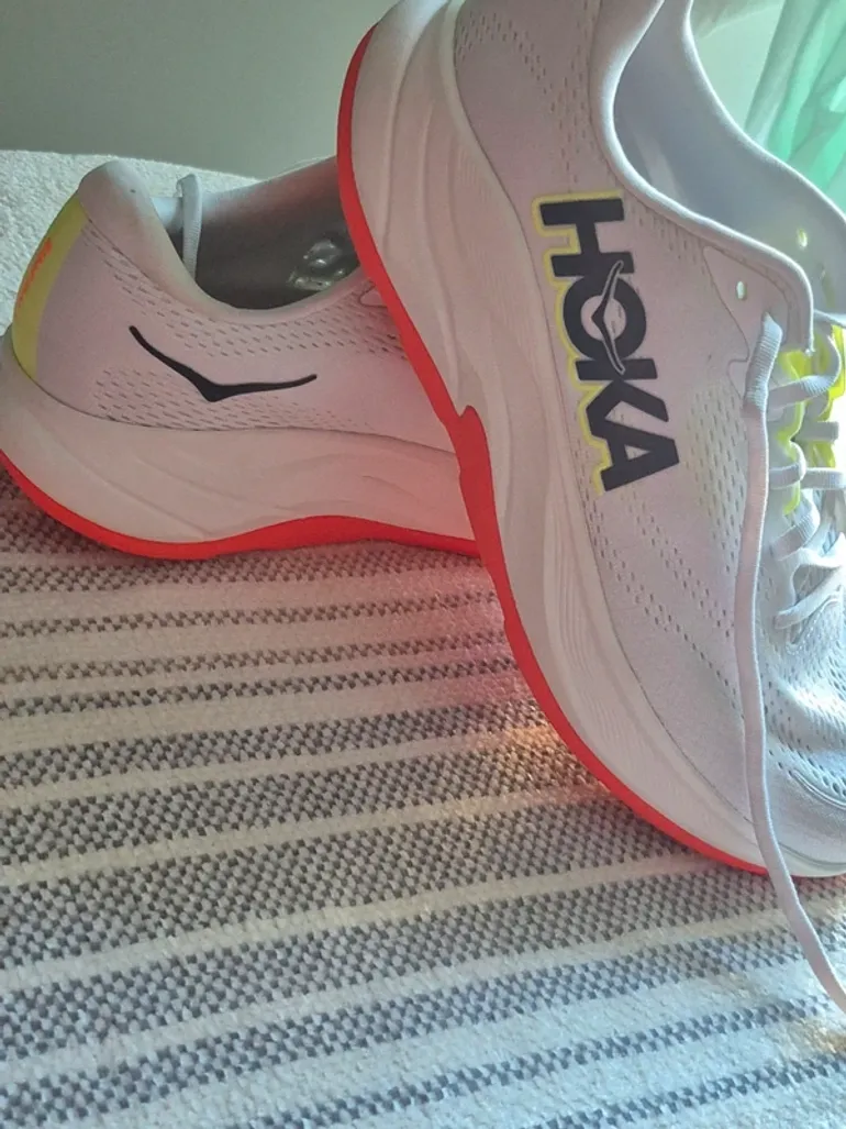 Used Hoka Rincon 4 bike — image 9 of 11
