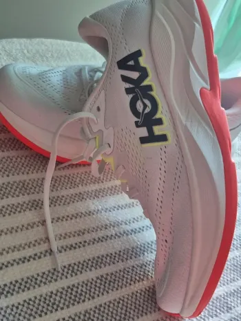 Used Hoka Rincon 4 bike — image 3 of 11