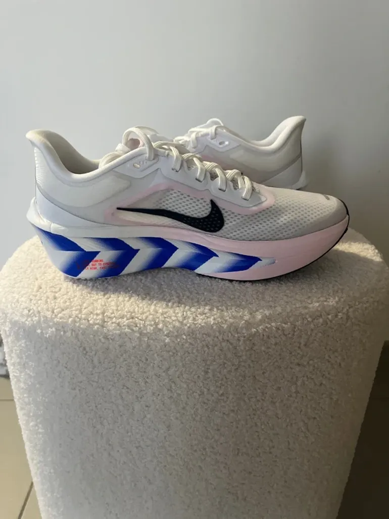 Použité White Zoom Fly 6 bike — obrázek 3 z 11
