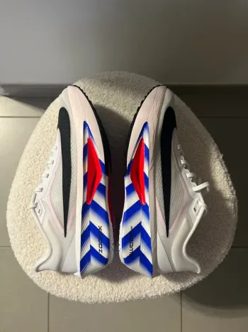 Použité White Zoom Fly 6 bike — obrázek 6 z 11