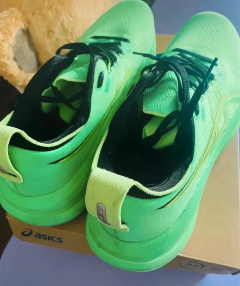 Used Asics Nimbus 28 bike — image 2 of 4