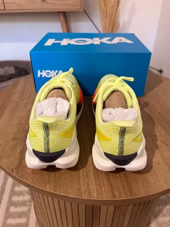 Použité Hoka Mach x3 bike — obrázek 3 z 8