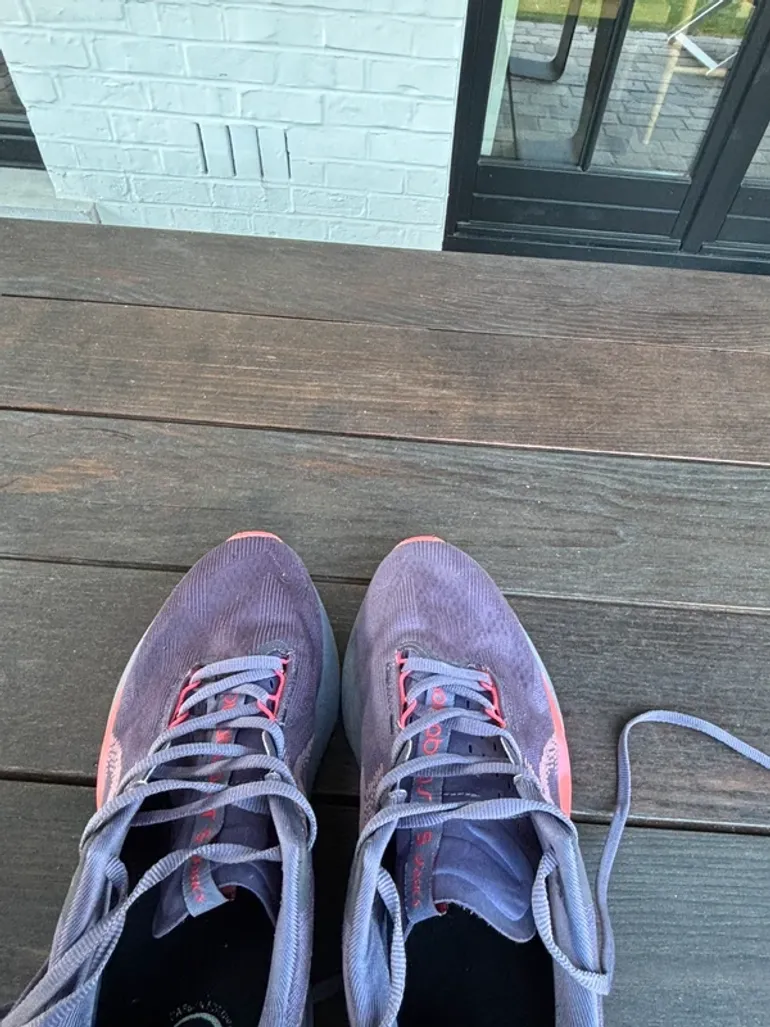 Asics Novablast 5 bike d'occasion — image 2 sur 7