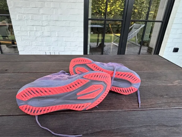 Asics Novablast 5 bike d'occasion — image 3 sur 7