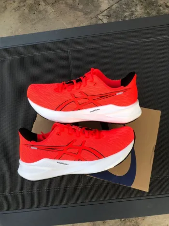 Used Asics Running Shoes bike — image 1 of 7
