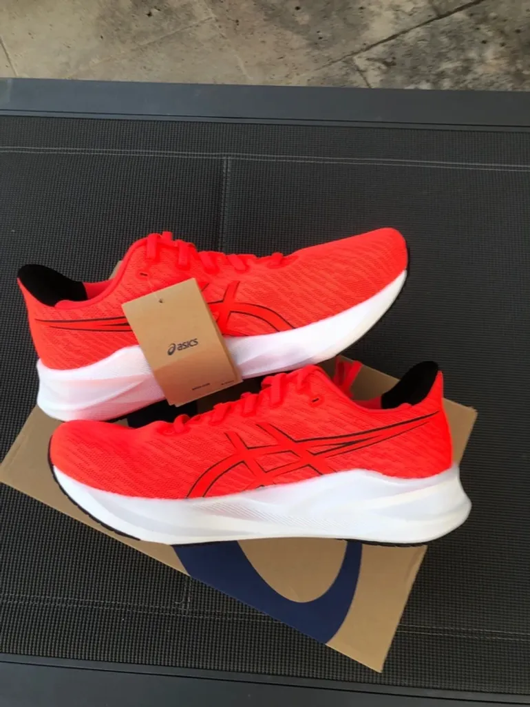 Used Asics Running Shoes bike — image 2 of 7