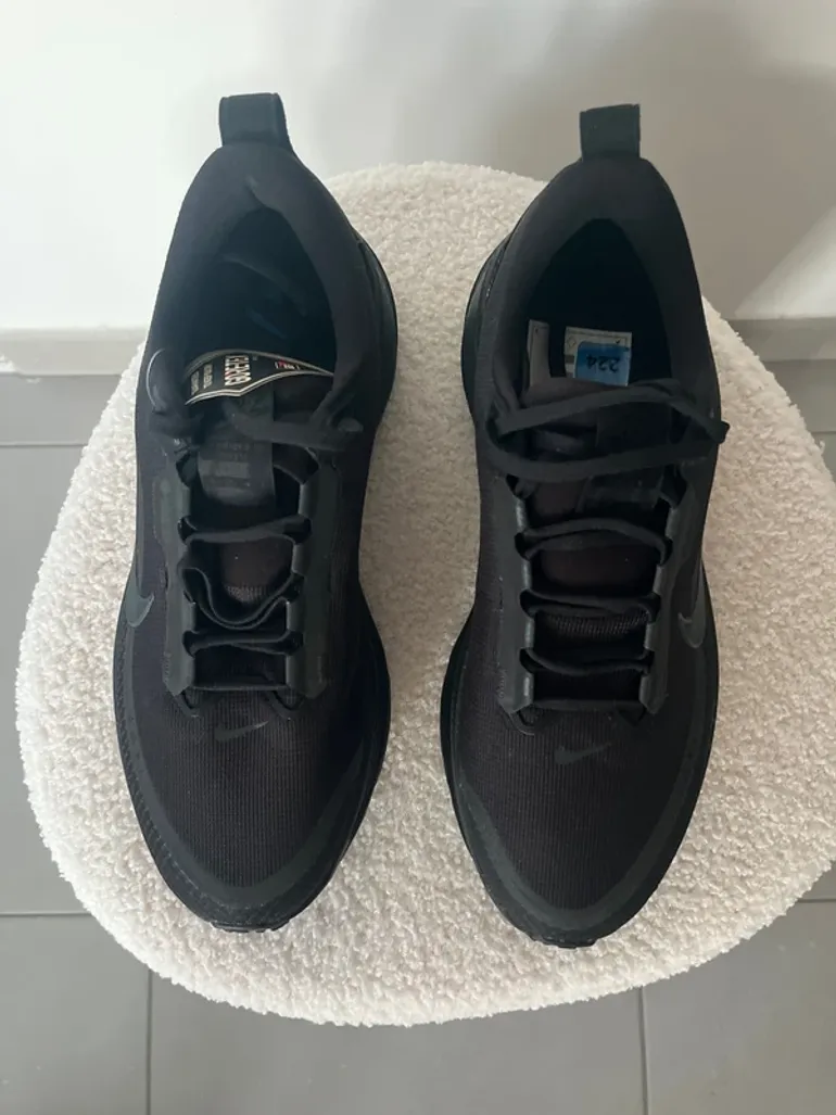 Używany Nike Vomero 18 GTX bike — zdjęcie 5 z 8