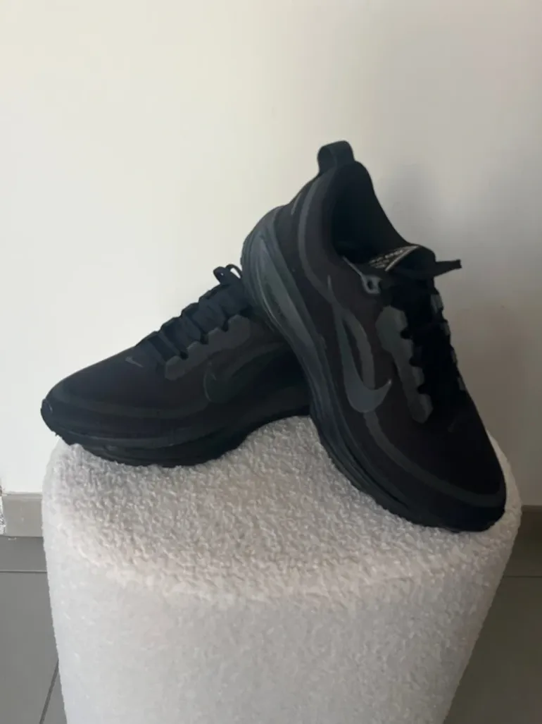 Używany Nike Vomero 18 GTX bike — zdjęcie 7 z 8