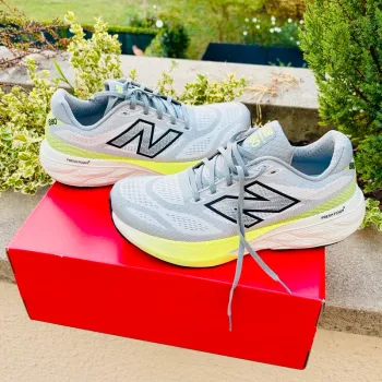 Gebrauchtes New Balance Fresh Foam X 880v15 bike — Bild 1 von 9