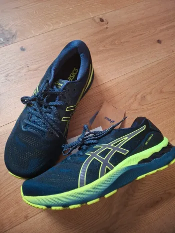 Použité Asics Gel-Nimbus 23 Lite-Show bike — obrázek 1 z 3