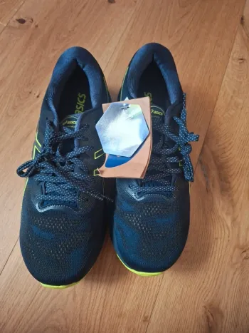 Použité Asics Gel-Nimbus 23 Lite-Show bike — obrázek 2 z 3