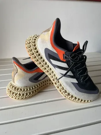 Použité Adidas Ultraboost Light bike — obrázek 2 z 11