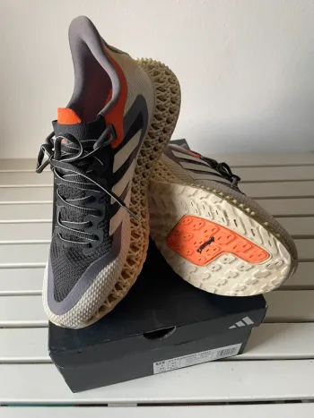 Použité Adidas Ultraboost Light bike — obrázek 11 z 11