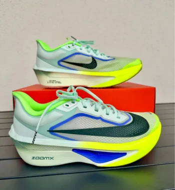 Použité Nike Zoom Fly 6 bike — obrázek 2 z 11