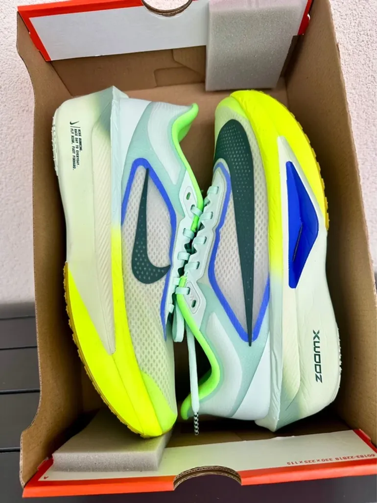 Použité Nike Zoom Fly 6 bike — obrázek 1 z 11