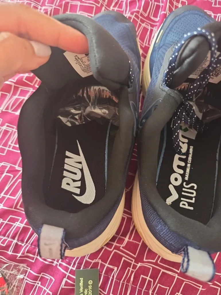 Used Nike Vomero Plus bike — image 8 of 11