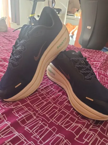Used Nike Vomero Plus Running Shoes