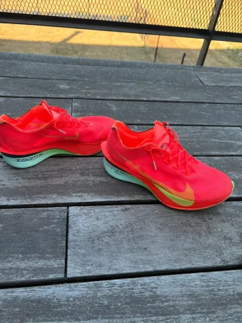 Použité Nike Vaporfly 4 bike — obrázek 1 z 6