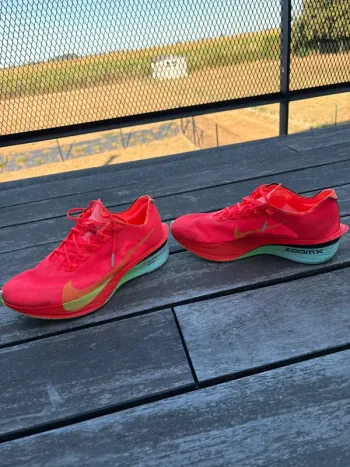 Použité Nike Vaporfly 4 bike — obrázek 2 z 6